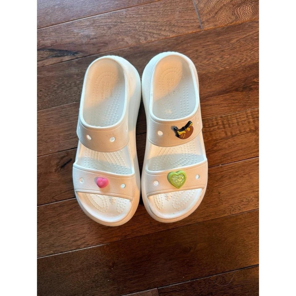 Womens Size 6 Crocs Classic Crush Sandal Bone White Unisex Shoes Slip On